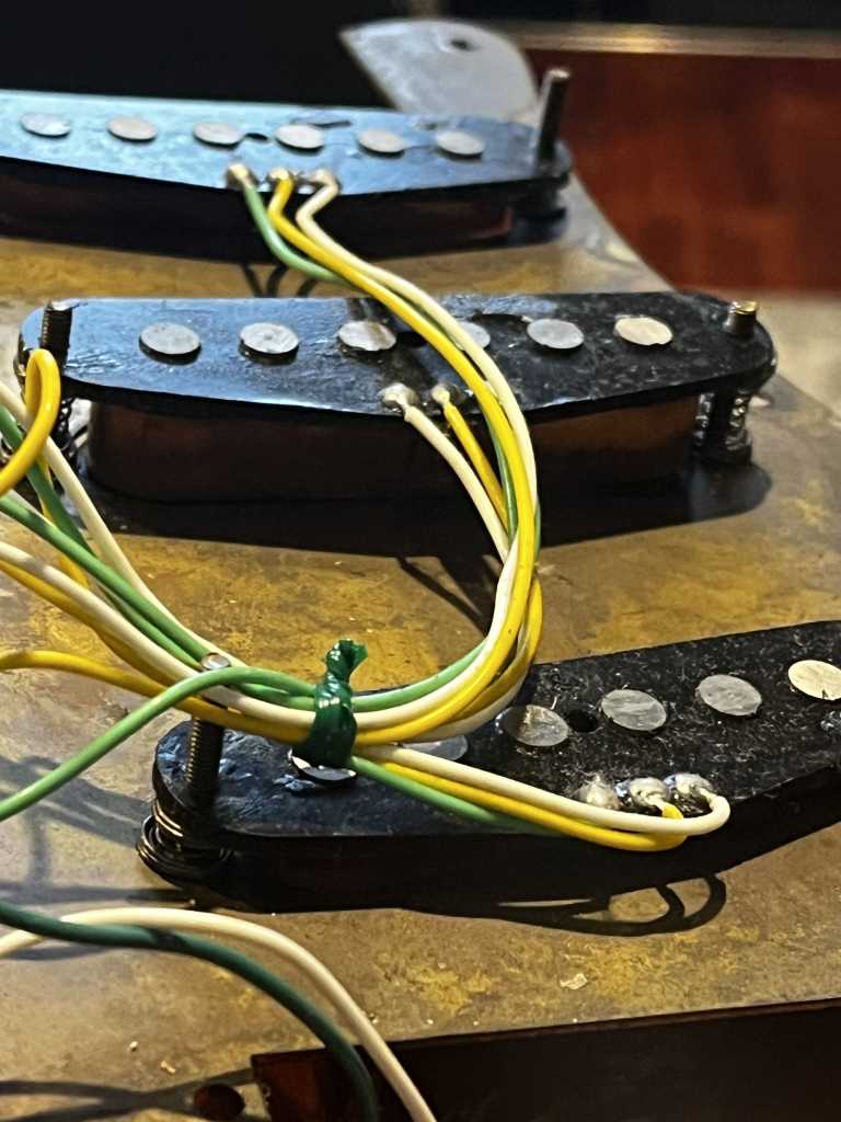 1980 Fernandes FSt-120 pickups