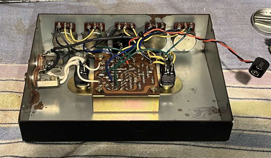 Ace tone Fuzz master Fm-3 pcb and switches