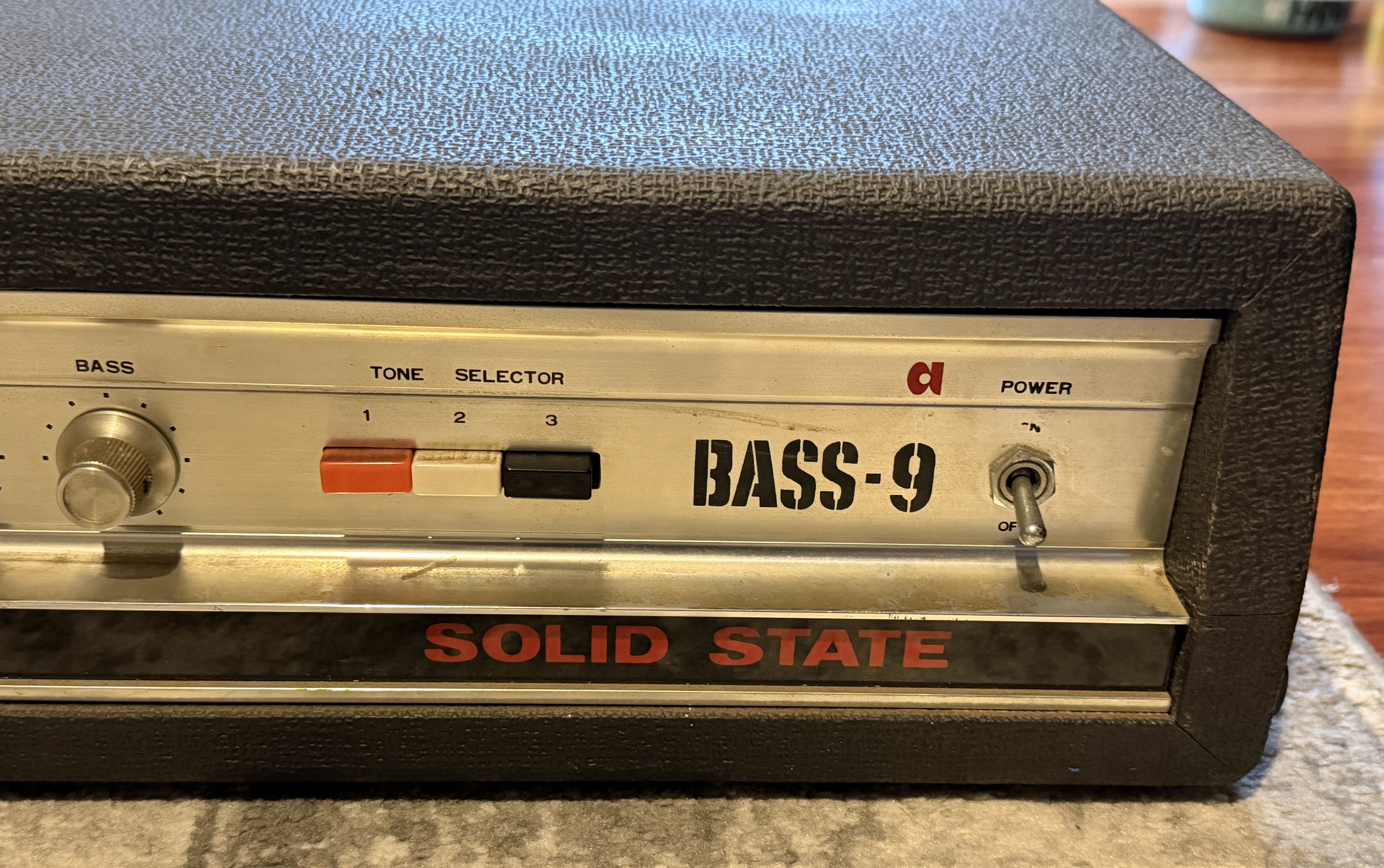 1975 Ace Tone BASS-9 (B-9A) 70w rms bass amp with fuzz restoration