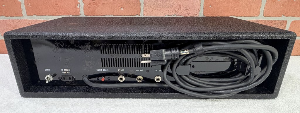 Ace Tone B-9A bass amp back